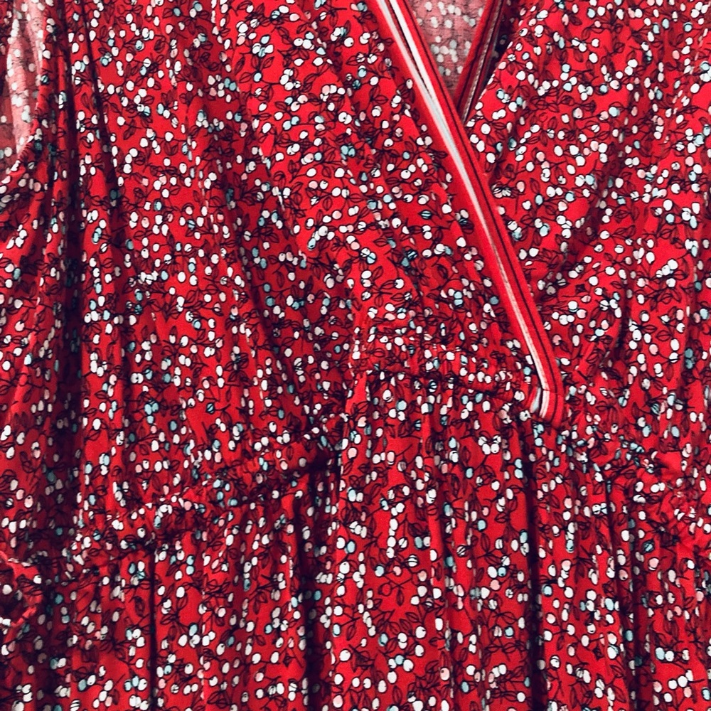 Red and White Patterned maxi dress - Picture 4 of 13